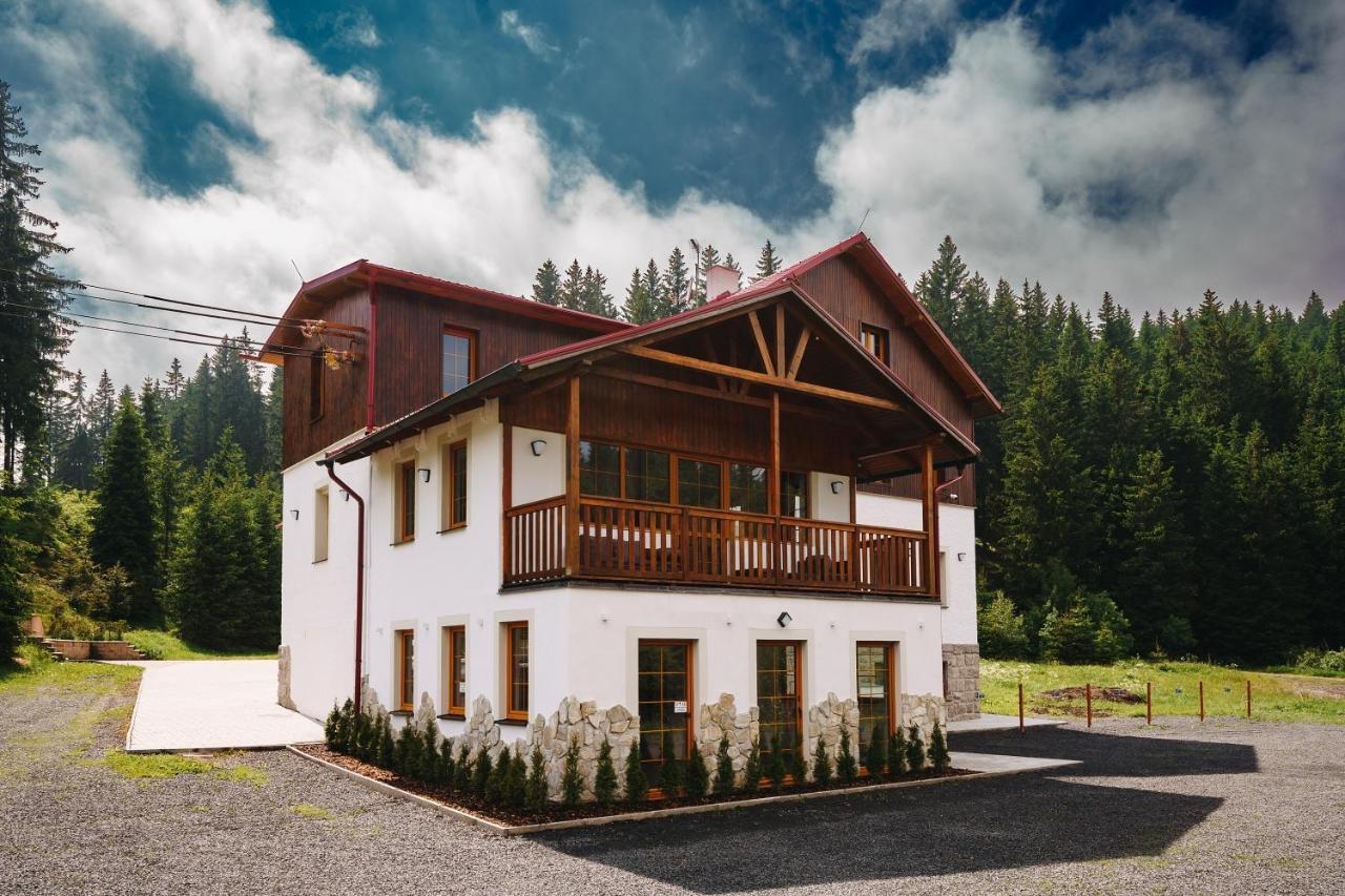 Apartman Ela Horní Blatná Exterior foto