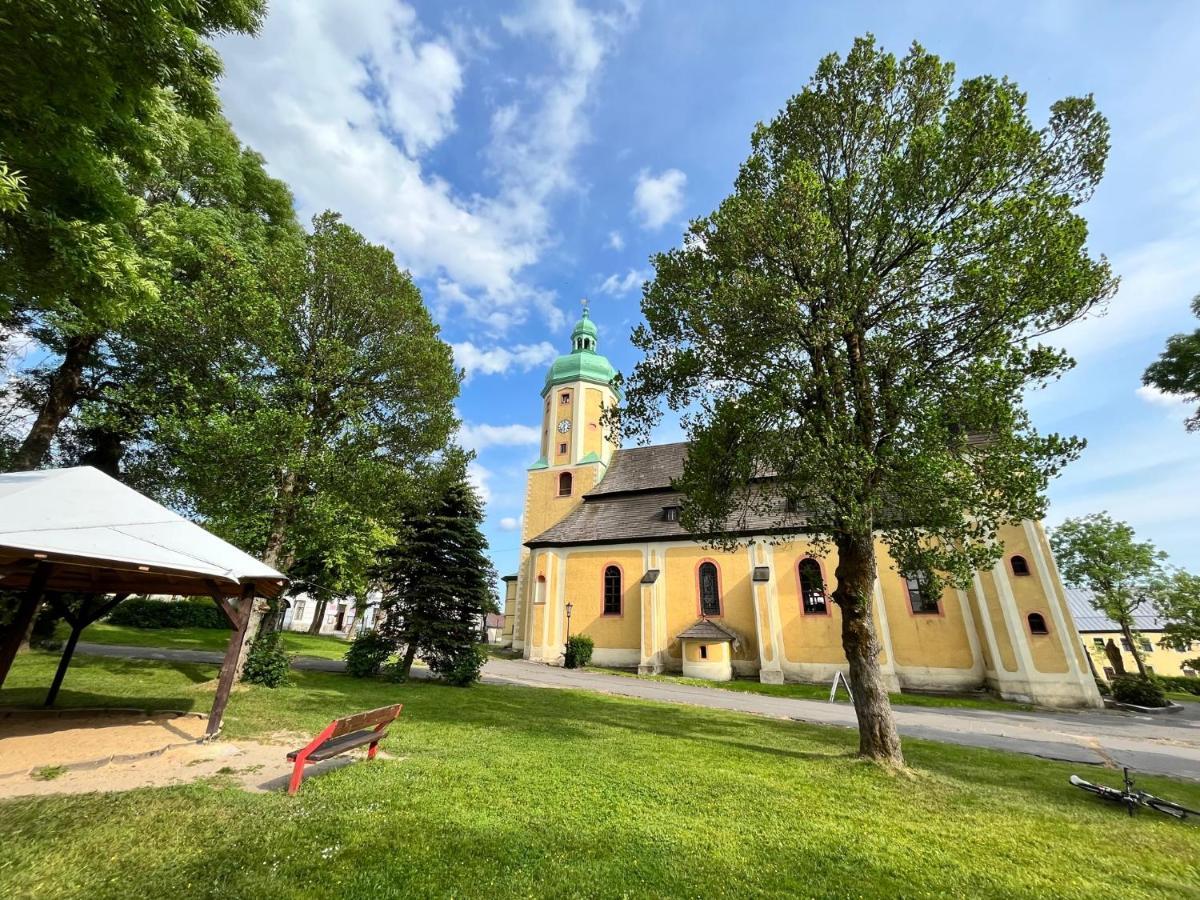 Apartman Ela Horní Blatná Exterior foto